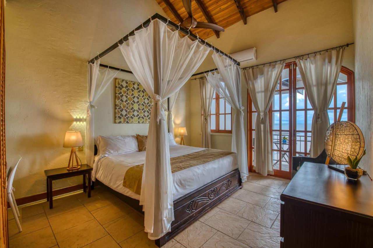 El Castillo Luxury Boutique Hotel- (Adults Only) أوخوتشال المظهر الخارجي الصورة